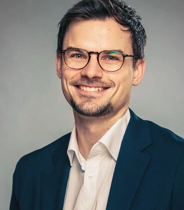 Dr. Sebastian Hein