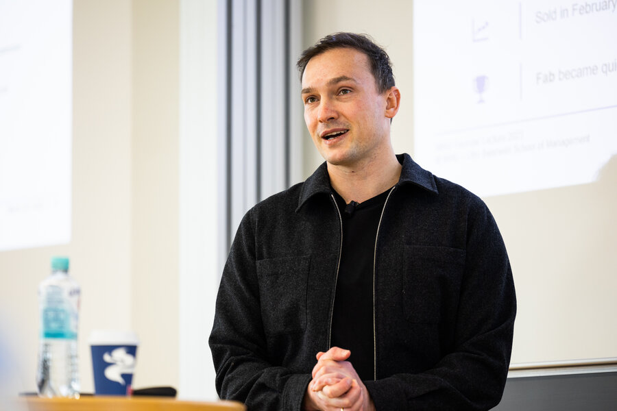Founder and investor Roman Kirsch at the 2023 WHU Founder Lecture. © WHU/Kai Myller