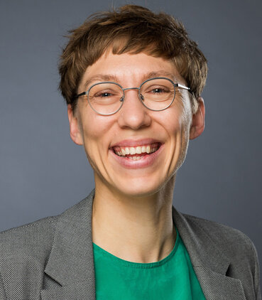 Asst. Professor Vera Linke